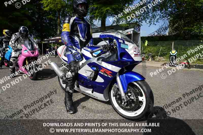 cadwell no limits trackday;cadwell park;cadwell park photographs;cadwell trackday photographs;enduro digital images;event digital images;eventdigitalimages;no limits trackdays;peter wileman photography;racing digital images;trackday digital images;trackday photos